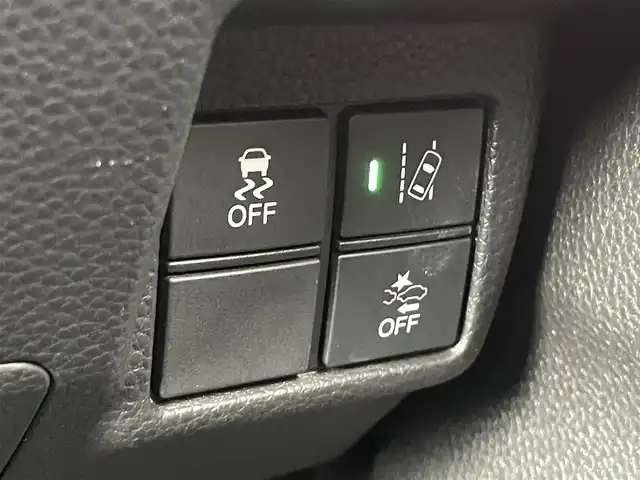 ホンダ Ｎ ＢＯＸ カスタム G L ホンダセンシング 千葉県 2018(平30)年 2.6万km クリスタルブラックパール 純正7インチSDナビ/(Bluetooth/ワンセグTV/SD/CD再生)/ホンダセンシング/-衝突軽減ブレーキ/-アダプティブクルーズコントロール/-車線維持支援システム/-オートハイビーム/両側パワースライドドア/ETC/バックカメラ/前後コーナーセンサー/LEDオートライト/プッシュスタート/スマートキー/ドアバイザー/ステアリングリモコン/アイドリングストップ