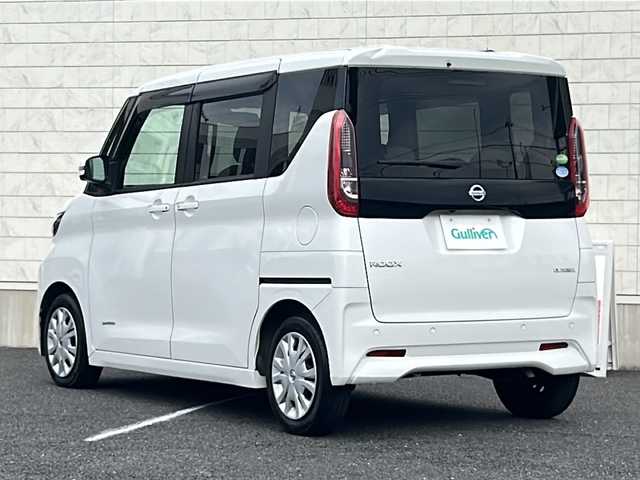 日産 ルークス X 千葉県 2020(令2)年 5.2万km ホワイトパール 純正メモリナビ（MJ120D-W）/BlueTooth接続/フルセグテレビ/CD/SD/AM/FM/バックカメラ/アラウンドビューモニター/片側パワースライドドア/ハンズフリースライドドア/アイドリングストップ/ドアバイザー/プッシュスタート/スマートキー/オートライト/オートハイビーム/ベンチシート/純正フロアマット/取扱説明書/保証書