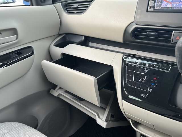 日産 ルークス X 千葉県 2020(令2)年 5.2万km ホワイトパール 純正メモリナビ（MJ120D-W）/BlueTooth接続/フルセグテレビ/CD/SD/AM/FM/バックカメラ/アラウンドビューモニター/片側パワースライドドア/ハンズフリースライドドア/アイドリングストップ/ドアバイザー/プッシュスタート/スマートキー/オートライト/オートハイビーム/ベンチシート/純正フロアマット/取扱説明書/保証書