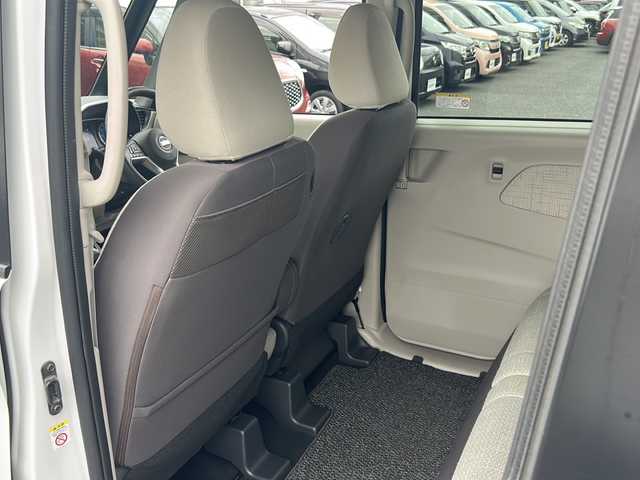 日産 ルークス X 千葉県 2020(令2)年 5.2万km ホワイトパール 純正メモリナビ（MJ120D-W）/BlueTooth接続/フルセグテレビ/CD/SD/AM/FM/バックカメラ/アラウンドビューモニター/片側パワースライドドア/ハンズフリースライドドア/アイドリングストップ/ドアバイザー/プッシュスタート/スマートキー/オートライト/オートハイビーム/ベンチシート/純正フロアマット/取扱説明書/保証書