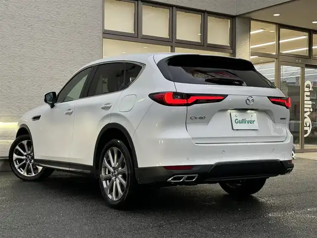 マツダ ＣＸ－６０ 25S Lパッケージ 大阪府 2023(令5)年 3.5万km ロジウムホワイトプレミアムメタリック １オーナー/純正ナビ/（フルセグ／ＢＴ／ＣＤ／ＤＶＤ）/バックカメラ/レーダークルーズコントロール/衝突軽減システム/レーンキープアシスト/横滑り防止装置/ヘッドアップディスプレイ/ハンドルヒーター/AUTO HOLD/Apple Carplay/ハーフレザーシート/前席シートヒーター/前席パワーシート/社外フロアマット/純正２０インチＡＷ/ドラレコ/ETC/保証書/記録簿