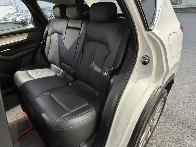 マツダ ＣＸ－６０ 25S Lパッケージ 大阪府 2023(令5)年 3.5万km ロジウムホワイトプレミアムメタリック １オーナー/純正ナビ/（フルセグ／ＢＴ／ＣＤ／ＤＶＤ）/バックカメラ/レーダークルーズコントロール/衝突軽減システム/レーンキープアシスト/横滑り防止装置/ヘッドアップディスプレイ/ハンドルヒーター/AUTO HOLD/Apple Carplay/ハーフレザーシート/前席シートヒーター/前席パワーシート/社外フロアマット/純正２０インチＡＷ/ドラレコ/ETC/保証書/記録簿