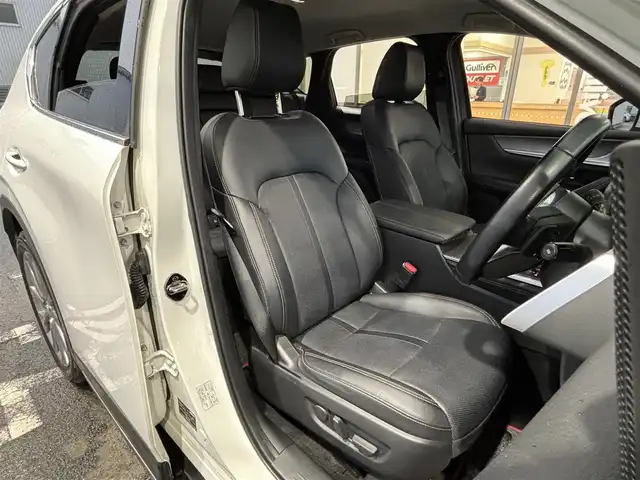 マツダ ＣＸ－６０ 25S Lパッケージ 大阪府 2023(令5)年 3.5万km ロジウムホワイトプレミアムメタリック １オーナー/純正ナビ/（フルセグ／ＢＴ／ＣＤ／ＤＶＤ）/バックカメラ/レーダークルーズコントロール/衝突軽減システム/レーンキープアシスト/横滑り防止装置/ヘッドアップディスプレイ/ハンドルヒーター/AUTO HOLD/Apple Carplay/ハーフレザーシート/前席シートヒーター/前席パワーシート/社外フロアマット/純正２０インチＡＷ/ドラレコ/ETC/保証書/記録簿
