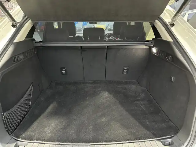 マツダ ＣＸ－６０ 25S Lパッケージ 大阪府 2023(令5)年 3.5万km ロジウムホワイトプレミアムメタリック １オーナー/純正ナビ/（フルセグ／ＢＴ／ＣＤ／ＤＶＤ）/バックカメラ/レーダークルーズコントロール/衝突軽減システム/レーンキープアシスト/横滑り防止装置/ヘッドアップディスプレイ/ハンドルヒーター/AUTO HOLD/Apple Carplay/ハーフレザーシート/前席シートヒーター/前席パワーシート/社外フロアマット/純正２０インチＡＷ/ドラレコ/ETC/保証書/記録簿
