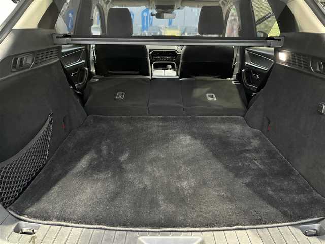 マツダ ＣＸ－６０ 25S Lパッケージ 大阪府 2023(令5)年 3.5万km ロジウムホワイトプレミアムメタリック ワンオーナー/黒革シート/前席シートヒーター/前席パワーシート/パワーバックドア/フルセグTV BT/全方位カメラ/ブラインドスポットモニタ/衝突被害軽減ブレーキ/レーダークルーズコントロール/レーンアシスト/ETC/前後ドラレコ/スマートキー 2個/20インチアルミホイール/パドルシフト/ステアリングヒーター/ステアリングリモコン/ヘッドアップディスプレイ/W サイド カーテン エアバッグ/禁煙車