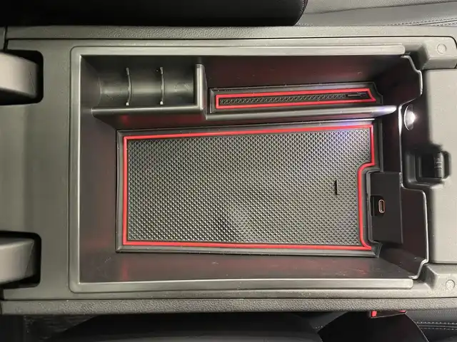 ＢＭＷ ３２０ｉ Mスポーツ 岡山県 2019(令1)年 4万km アルピンホワイトⅢ サンルーフ/コンフォートパッケージ/ドライビングアシストプロフェッショナル/アンビエントライト/アダプティブLEDヘッドライト/純正18インチアルミ/純正ナビ/Ｒカメラ/ワイヤレスチャージ/ACC/Msｐ専用シート/Msp専用ハンドル/Msp専用ドア汁プレート/F/S/TRスポイラー/ブラックキドニーグリル/PDC/ブレーキＡＨ/ライトカーペット/純正フロアマット/パワーテールゲート