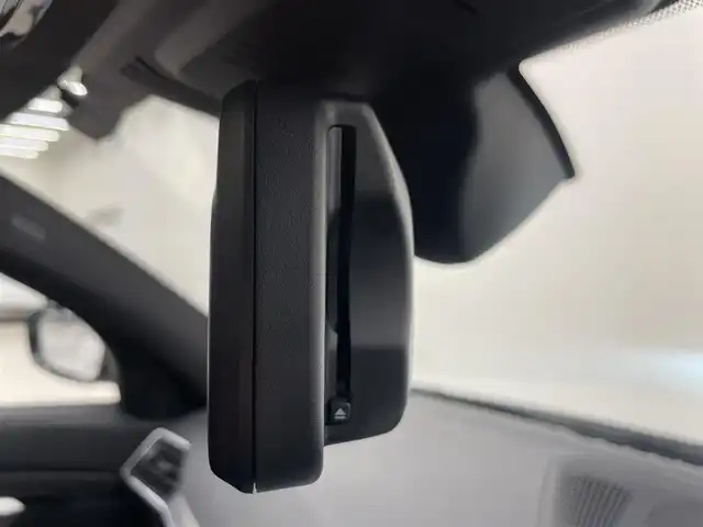 ＢＭＷ ３２０ｉ Mスポーツ 岡山県 2019(令1)年 4万km アルピンホワイトⅢ サンルーフ/コンフォートパッケージ/ドライビングアシストプロフェッショナル/アンビエントライト/アダプティブLEDヘッドライト/純正18インチアルミ/純正ナビ/Ｒカメラ/ワイヤレスチャージ/ACC/Msｐ専用シート/Msp専用ハンドル/Msp専用ドア汁プレート/F/S/TRスポイラー/ブラックキドニーグリル/PDC/ブレーキＡＨ/ライトカーペット/純正フロアマット/パワーテールゲート