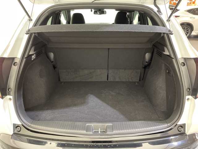 ホンダ ヴェゼル ハイブリッド RS ホンダセンシング 愛媛県 2021(令3)年 3.8万km プラチナホワイトパール 純正8型ナビ（VXM-205VFEi)/DVD　Bluetooth/前後ドライブレコーダー　/シートヒーター　/ビルドインETC/Honda SENSING（衝突軽減ブレーキ〈CMBS〉、誤発進抑制機能、歩行者事故低減ステアリング、/路外逸脱抑制機能、ACC〈アダプティブ・クルーズ・コントロール〉、LKAS〈車線維持支援システム〉、/先行車発進お知らせ機能、標識認識機能）/コンビシート＆専用インテリア【ウルトラスエート】/ボディーロアーガーニッシュ（RS仕様）/（フロントバンパーロアーガーニッシュ、サイドシルガーニッシュ、/リアバンパーロアーガーニッシュ、ホイールアーチプロテクター）