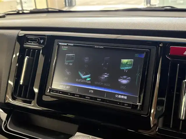 ホンダ Ｎ ＷＧＮ カスタム G Lパッケージ 高知県 2018(平30)年 9.8万km シャイニンググレーM (株)IDOMが運営する【じしゃロン高知店】の自社ローン専用車両になります。こちらは現金またはオートローンご利用時の価格です。自社ローンご希望の方は別途その旨お申付け下さい/社外ナビ　バックカメラ　ＴＶ　純正エアロ　純正アルミ　リアスポイラー　ＨＩＤヘッドライト　フォグライト　スマートキー　前後ドライブレコーダー　ウィンカーミラー　クルーズコントロール