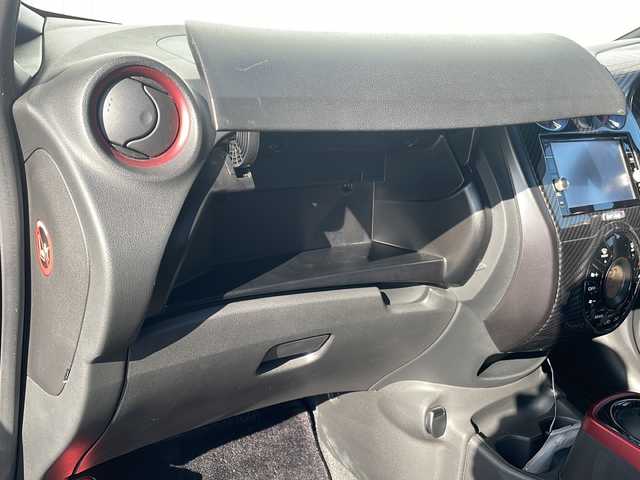 日産 ノート e－パワー ニスモ 三重県 2017(平29)年 4.8万km スーパーブラック 純正７型ナビ/全周囲カメラ/純正デジタルインナーミラー/コーナーセンサー/レーンキープアシスト/純正ＥＴＣ/スペアキー/ステアリングスイッチ/革巻きステアリング/ＮＩＳＭＯシート/ＬＥＤオートライト/フォグランプ/衝突被害軽減システム/電動格納ミラー/純正AW/禁煙車