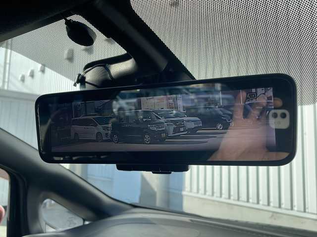 日産 ノート e－パワー ニスモ 三重県 2017(平29)年 4.8万km スーパーブラック 純正７型ナビ/全周囲カメラ/純正デジタルインナーミラー/コーナーセンサー/レーンキープアシスト/純正ＥＴＣ/スペアキー/ステアリングスイッチ/革巻きステアリング/ＮＩＳＭＯシート/ＬＥＤオートライト/フォグランプ/衝突被害軽減システム/電動格納ミラー/純正AW/禁煙車