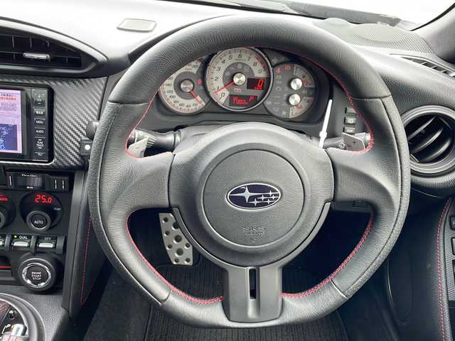 スバル ＢＲＺ S 静岡県 2012(平24)年 7.8万km サテンホワイトパール 社外SDナビ/（BT/CD/FM/AM/DVD/フルセグTV）/パドルシフト/MOMOシフトレバー/HKSマフラー/フロントエアロ/ハーフレザーシート/SSRアルミホイール/ETC/取扱説明書/保証書