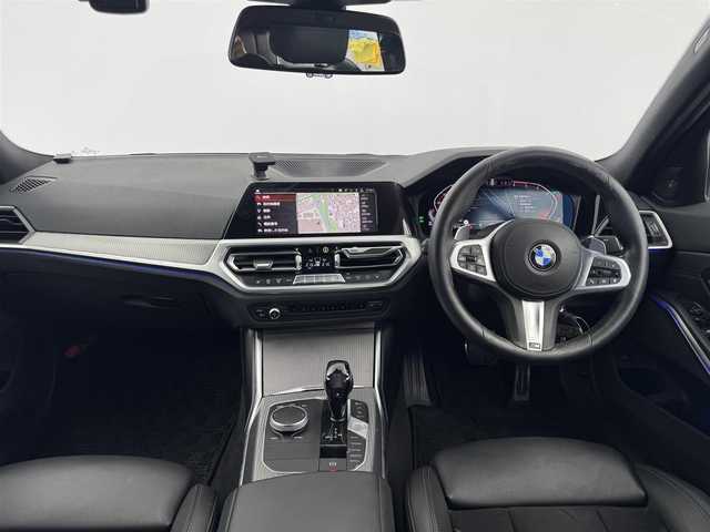 ＢＭＷ ３２０ｄ xDrive Mスポーツ 愛知県 2020(令2)年 10.1万km 青 純正ナビ　/（フルセグ/Bluetooth） /レーダークルーズコントロール　/パドルシフト　/全方位モニター　/衝突軽減システム　/ブラインドスポットモニター　/コーナーセンサー/レーンキープアシスト/電動リアゲート　/ハーフレザーシート　/前席シートヒーター　/運転席メモリーシート　/ワイヤレス充電　/ドライブレコーダー/ETC/純正AW　