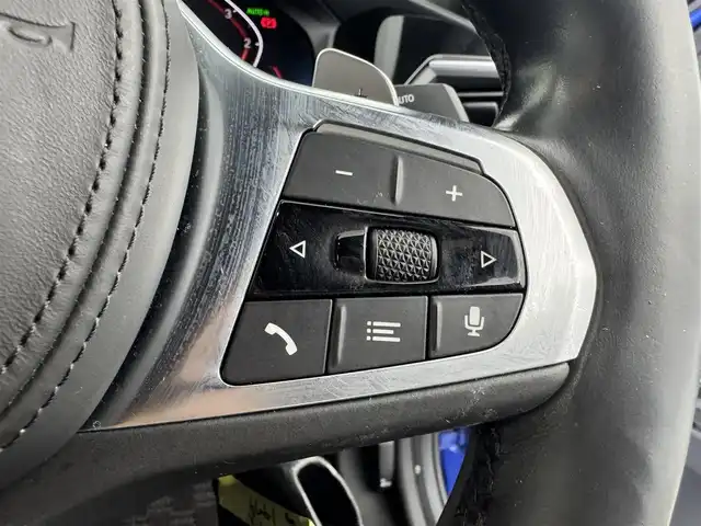 ＢＭＷ ３２０ｄ xDrive Mスポーツ 愛知県 2020(令2)年 10.1万km 青 純正ナビ　/（フルセグ/Bluetooth） /レーダークルーズコントロール　/パドルシフト　/全方位モニター　/衝突軽減システム　/ブラインドスポットモニター　/コーナーセンサー/レーンキープアシスト/電動リアゲート　/ハーフレザーシート　/前席シートヒーター　/運転席メモリーシート　/ワイヤレス充電　/ドライブレコーダー/ETC/純正AW　