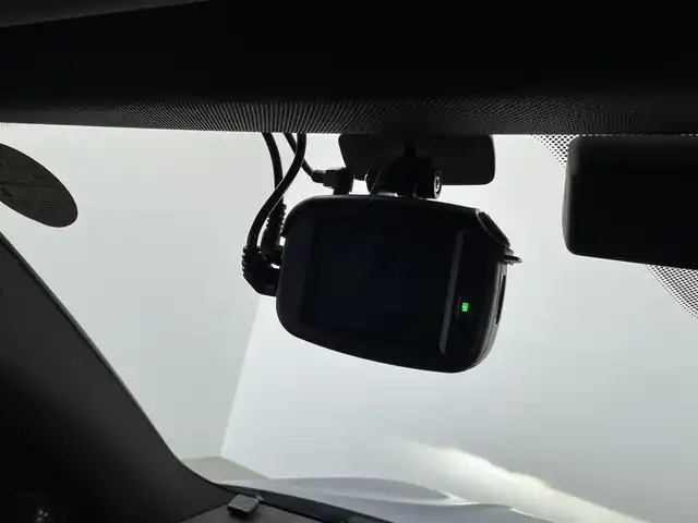 ＢＭＷ ３２０ｄ xDrive Mスポーツ 愛知県 2020(令2)年 10.1万km 青 純正ナビ　/（フルセグ/Bluetooth） /レーダークルーズコントロール　/パドルシフト　/全方位モニター　/衝突軽減システム　/ブラインドスポットモニター　/コーナーセンサー/レーンキープアシスト/電動リアゲート　/ハーフレザーシート　/前席シートヒーター　/運転席メモリーシート　/ワイヤレス充電　/ドライブレコーダー/ETC/純正AW　