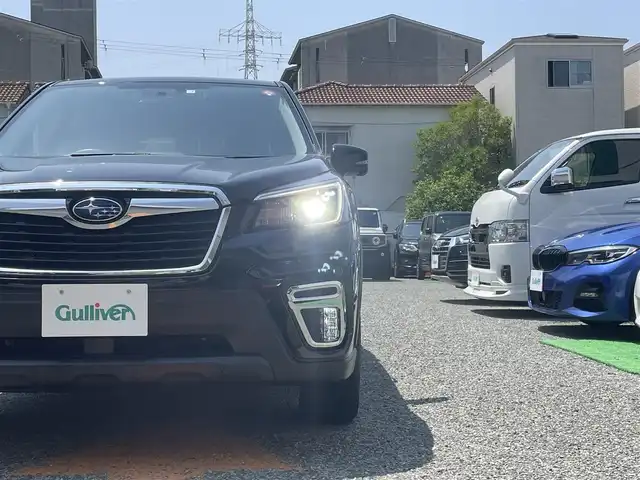 スバル フォレスター プレミアム 兵庫県 2020(令2)年 3.1万km クリスタルブラックシリカ ・純正メモリーナビ/・地デジ/DVD/BT/・バック、サイドカメラ/・ステアリングリモコン/・ナノイーエアコン/・ハーフレザーシート/・全席シートヒーター/・前席パワーシート（運転席メモリー付き）/・ステアリングヒーター/・ドライブレコーダー前/・オートLEDヘッドランプ/・LEDフォグランプ/・アイサイト//プリクラッシュブレーキ//全車速追従型クルーズコントロール//車線逸脱警報//SRVD（スバルリヤビークルディテクション）//RAB（後退時自動ブレーキ）/・SRH（ステアリング連動ヘッドランプ）/・SIドライブ/・X-MODE/・リヤソナー
