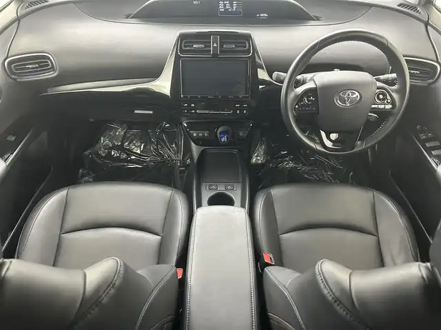 トヨタ プリウス Sツーリングセレクション 埼玉県 2019(平31)年 6.9万km アティチュードブラックマイカ 純正9インチナビ　CD DVD BT　フルセグ　HDMI　Bカメラ　ETC2.0　トヨタセーフティセンス　レーダークルコン　LEDオートライト　コーナーセンサー　