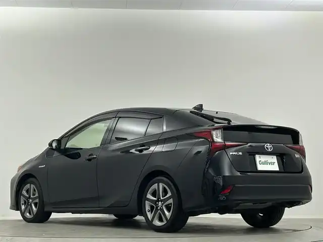 トヨタ プリウス Sツーリングセレクション 埼玉県 2019(平31)年 6.9万km アティチュードブラックマイカ 純正9インチナビ　CD DVD BT　フルセグ　HDMI　Bカメラ　ETC2.0　トヨタセーフティセンス　レーダークルコン　LEDオートライト　コーナーセンサー　