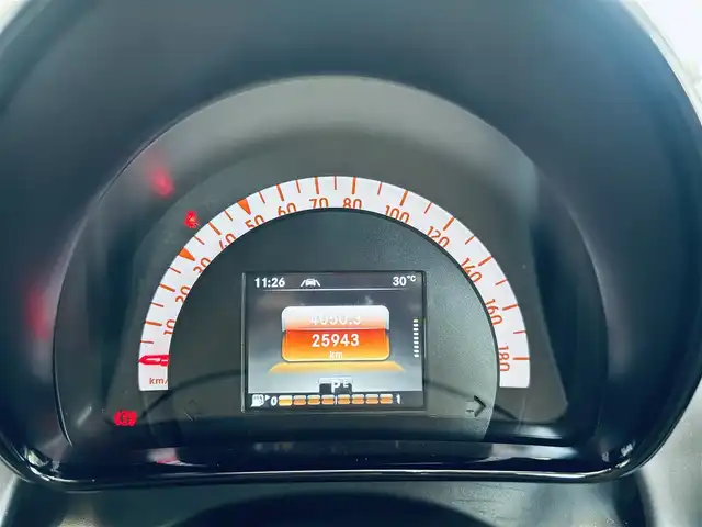 スマート ＭＣＣ スマート フォーフォー BRABUSスポーツ 大阪府 2019(平31)年 2.6万km 赤Ⅱ ガラスルーフ/黒革/シートヒーター/純正17インチAW/クリアラスソナー/ETC/ドラレコ/USB/AUX/Bluetooth/クルコン/パドルシフト