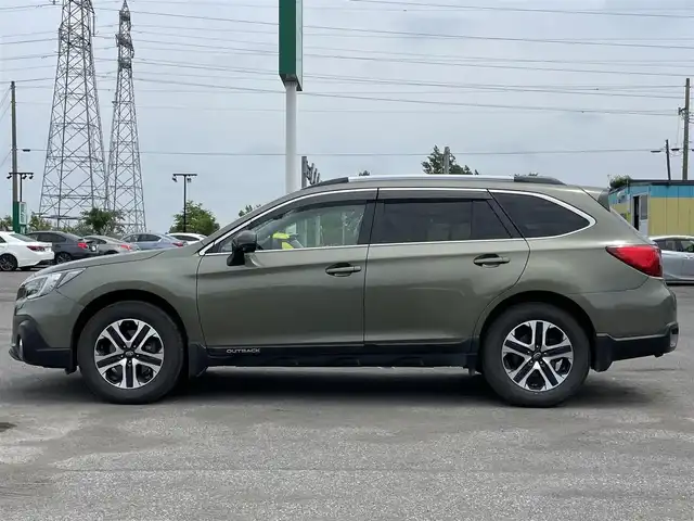 スバル アウトバック ベース 道央・札幌 2018(平30)年 5万km ワイルドネスグリーンM ４WD/純正ディーラーOPナビ/CD/DVD/BT/フルセグ/衝突被害軽減ブレーキ/横滑り防止装置/レーダークルーズコントロール/レーンキープアシスト/ヒルスタートアシスト/リヤパーキングセンサー/ブラインドスポットモニター/バック/サイド/フロントカメラ/ビルトインETC/ドライブレコーダー/X-MODE/SI-DRIVE/アイドリングストップ/パワーバックドア/前席パワーシート/D席メモリーシート/全席シートヒーター/革巻きステアリング/ステアリングリモコン/パドルシフト/ハンドルヒーター/電動パーキング/自動防眩ミラー/プッシュスタート/スマートキー/LEDヘッドライト/オートライト/フォグランプ/電動格納ミラー/ヒーテッドドアミラー/ウィンカーミラー/純正フロアマット/ドアバイザー/スペアキー