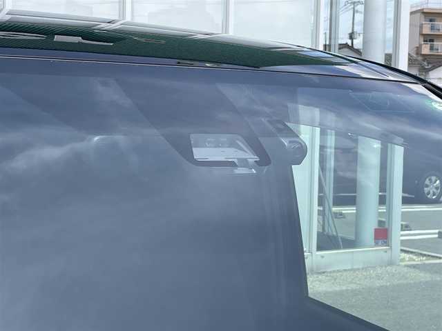 トヨタ ヴォクシー ZS 煌 福岡県 2018(平30)年 9.4万km ブラック 横滑り防止機能/盗難防止/衝突被害軽減ブレーキ/オートマチックハイビーム/ドラレコ/Bカメ/ACC/純正ナビ/Bluetooth/CD/USB/HDMI/SD/フルセグTV/ビルトインETC/純正フロアマット/純正AW/ウォークスルー/3列シート/両側パワースライドドア/WAC/Dualエアコン/ECOmode