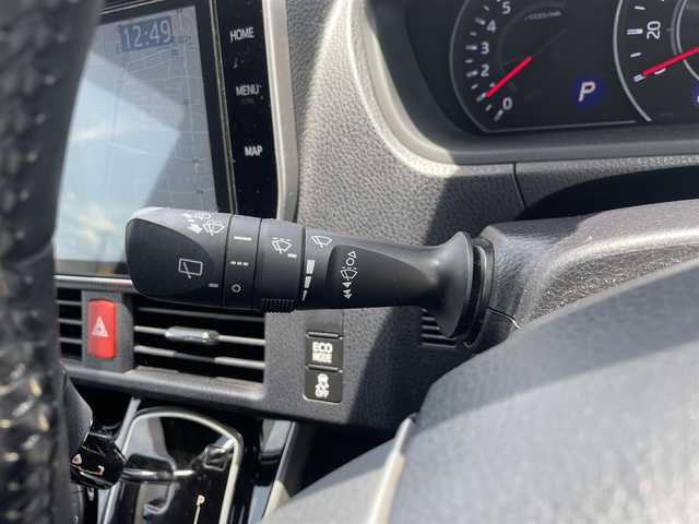 トヨタ ヴォクシー ZS 煌 福岡県 2018(平30)年 9.4万km ブラック 横滑り防止機能/盗難防止/衝突被害軽減ブレーキ/オートマチックハイビーム/ドラレコ/Bカメ/ACC/純正ナビ/Bluetooth/CD/USB/HDMI/SD/フルセグTV/ビルトインETC/純正フロアマット/純正AW/ウォークスルー/3列シート/両側パワースライドドア/WAC/Dualエアコン/ECOmode