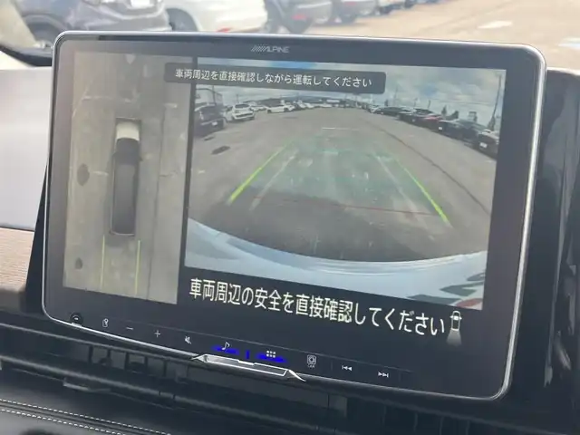 日産 セレナ ハイウェイスター V 道南・函館 2023(令5)年 3.3万km プリズムホワイト ・全周囲カメラ/・ドライブレコーダー/・ＥＴＣ/・アルパインオーディオディスプレイ/・シートヒーター/・パドルシフト/・両側パワースライドドア/・コーナーセンサー/・レーンキープアシスト/・クルーズコントロール