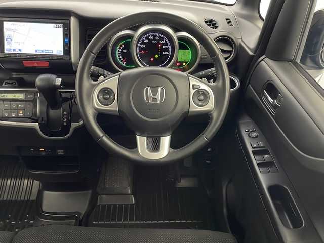 ホンダ Ｎ ＢＯＸ G ターボ Lパッケージ 宮崎県 2016(平28)年 4.8万km プレミアムディープモカパール 禁煙車/純正ナビTV/（VXM-164VFi/CD/DVD/FMAM/Bluetooth/フルセグTV)/純正バックカメラ/純正ビルトインETC/純正キセノンオートライト/純正フロアマット/左側電動スライドドア/パドルシフト/本革巻ハンドル/オートエアコン（プラズマクラスター）/ウインカードアミラー/オート電動格納ミラー/スマートキー/プッシュエンジンスタート/新車時保証書/取扱い説明書