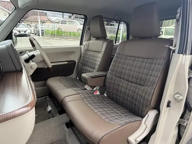 スズキ ラパン ＬＣ X 愛知県 2025(令7)年 0.3万km フォーンベージュメタリック/アーバンブラウン 2トーン SDナビ(ワンセグ/BT/USB/CD/AM/FM)/アラウンドビューモニター/バックカメラ/ETC/シートヒーター/ベンチシート/純正フロアマット/衝突被害軽減システム/ABS/横滑り防止装置/レーンキープアシスト/盗難防止装置/アイドリングストップ/オートライト/オートマチックハイビーム/電動格納式ミラー/コーナーセンサー/スペアキー/スマートキー/保証書/取扱説明書