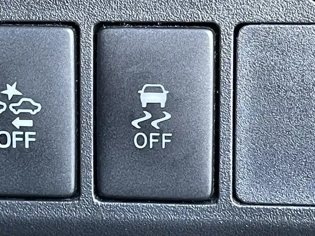 ダイハツ ウェイク X SA 群馬県 2015(平27)年 6.7万km ブルーメタリック スマートアシスト/純正SDナビ/　　Bluetooth/フルセグ/    CD/DVD/AM/FM/    ipod/MemoryMusicSD/片側パワースライドドア/オートLEDヘッドライト/フォグランプ/プッシュスタート/スマートキー/純正14AW/純正14AW付スタッドレスタイヤ有/純正フロアマット/前方ドライブレコーダー/ETC