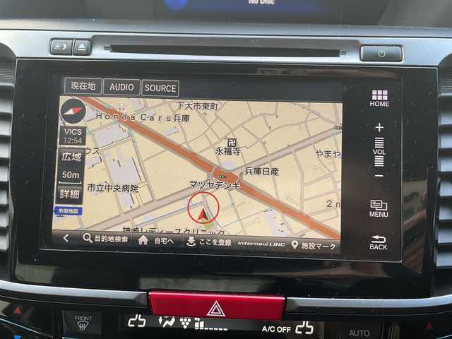 ホンダ アコード ハイブリッド EX 兵庫県 2017(平29)年 6.8万km ルナシルバーM ワンオーナー/純正ナビ　フルセグ、DVD、BT、AM、FM/バックカメラ/衝突被害軽減ブレーキ/コーナーセンサー/車線逸脱警報システム/横滑り防止/ビルトインETC/全席シートヒーター/パワーシート/ハーフレザー/クルーズコントロール/パドルシフト/ステアリングスイッチ/純正フロアマット/プッシュスタート/スマートキー×２