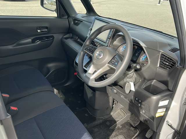 日産 ルークス HWS X プロパイロットED 岐阜県 2020(令2)年 6.2万km ホワイトパール 登録時走行距離61124km/純正９インチナビ/全方位モニター/フルセグテレビ/両側パワースライドドア/エマージェンシーブレーキ/クルーズコントロール/ドライブレコーダー/禁煙車/フォグランプ/ドアバイザー/社外フロアマット/Bluetooth接続/スペアキー/スマートキー/プッシュスタート/ビルトインETC