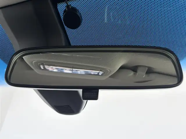 ホンダ フィット ハイブリット Lパッケージ 愛知県 2015(平27)年 2.2万km プレミアムホワイトパールⅡ 純正ナビ/バックカメラ/地デジTV/クルーズコントロール/横滑り防止装置/低速域衝突軽減ブレーキ/誤発進抑制機能/オートライト/LEDヘッドライト/ETC/モデューロ15インチアルミホイール/フロアマット/プッシュスタート/スマートキー/スペアキー