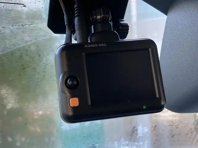 ダイハツ ムーヴ キャンバス ストライプス G 愛媛県 2022(令4)年 2.1万km シャイニングホワイトパール/ファインミントメタリック 9インチディスプレイオーディオ /・フルセグTV Bluetooth HDMI USB/バックカメラ /前後ドライブレコーダー /両側パワースライドドア /置くだけ充電 /前座席シートヒーター /スマートアシスト/・衝突軽減ブレーキ/・車線逸脱警報/・先行車発信お知らせ/・標識認識機能/・オートハイビーム/LEDオートライト /ETC/アイドリングストップ/スマートキー/取扱説明書/保証書