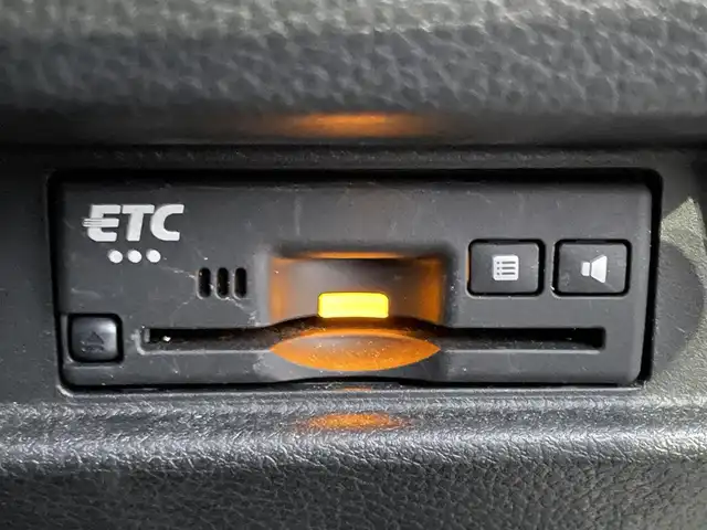 スズキ スペーシア ギア HYBRID XZターボ 兵庫県 2021(令3)年 6.3万km ピュアホワイトP ヘッドアップディスプレイ/追従クルーズコントロール/パドルシフト/パナソニックナビ（SD）/両側パワースライドドア/シートヒーター/Bluetoothオーディオ/革巻きステアリング/ステアリングスイッチ/ETC/純正フロアマット