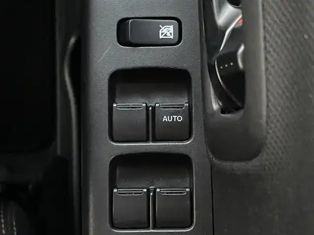 スズキ スペーシア ギア HYBRID XZターボ 兵庫県 2021(令3)年 6.3万km ピュアホワイトP ヘッドアップディスプレイ/追従クルーズコントロール/パドルシフト/パナソニックナビ（SD）/両側パワースライドドア/シートヒーター/Bluetoothオーディオ/革巻きステアリング/ステアリングスイッチ/ETC/純正フロアマット