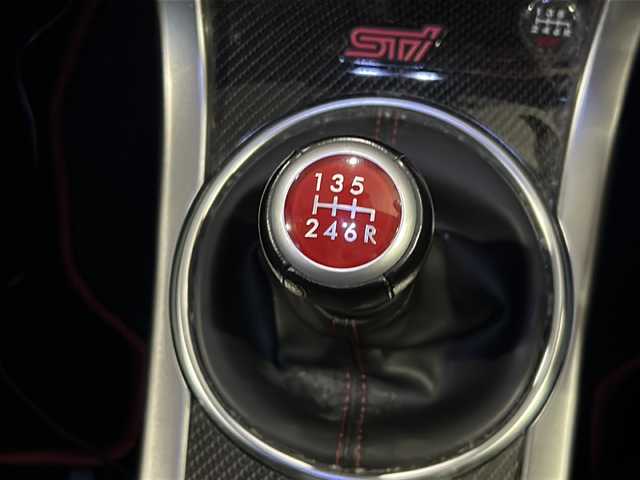 スバル ＷＲＸ ＳＴＩ STI タイプS 岐阜県 2016(平28)年 9万km WRブルーパール 社外ナビ/ワンセグTV/Bluetooth/RADIO/AUX/ハーフレザーシート/バックカメラ/ETC/ブラインドスポットモニター/横滑り防止装置/パワーシート/プッシュスタート/スマートキー/革巻きステアリング/オートライト/純正フロアマット