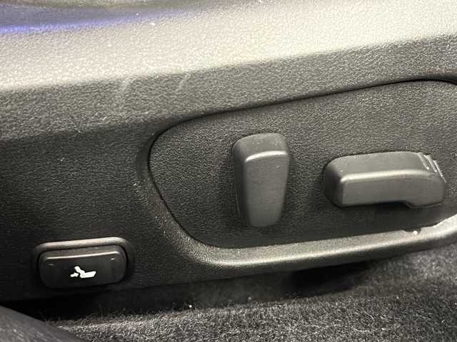 スバル ＷＲＸ ＳＴＩ STI タイプS 岐阜県 2016(平28)年 9万km WRブルーパール 社外ナビ/ワンセグTV/Bluetooth/RADIO/AUX/ハーフレザーシート/バックカメラ/ETC/ブラインドスポットモニター/横滑り防止装置/パワーシート/プッシュスタート/スマートキー/革巻きステアリング/オートライト/純正フロアマット