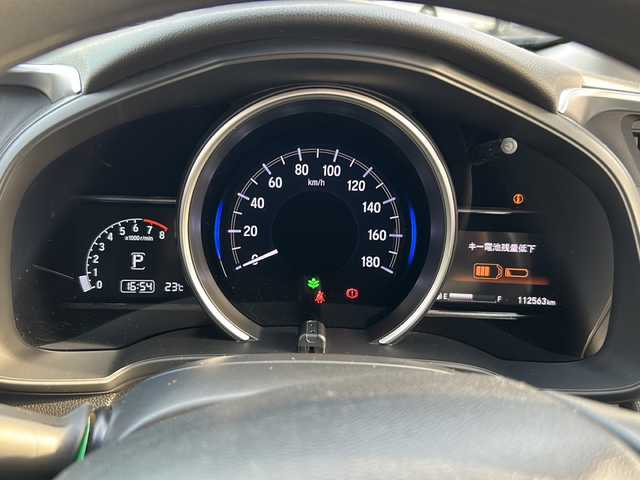 ホンダ フィット 13G L ホンダセンシング 岐阜県 2018(平30)年 11.3万km ルージュアメジストM ワンオーナー/純正ディーラーナビVXM-185VFi/・フルセグTV/CD/DVD/BT/FM/AM/Gathersドライブレコーダー/ETC/衝突軽減ブレーキ〈CMBS〉/誤発進抑制機能/歩行者事故低減ステアリング/路外逸脱抑制機能/ACC〈アダプティブ・クルーズ・コントロール〉/LKAS〈車線維持支援システム〉/先行車発進お知らせ機能/標識認識機能/純正フロアマット/ステアリングスイッチ/ドアバイザー/プッシュスタート/スマートキースペア