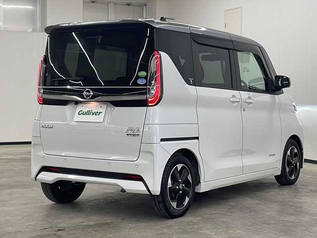 日産 ルークス HWS X プロパイロットED 長崎県 2021(令3)年 4.2万km チタニウムグレーM/シルキーホワイト プロパイロット  /両側電動スライドドア  /純正9インチナビ  /スマートキー  /オートライト  /オートハイビーム  /オートエアコン  /パワーステアリング  /パワーウィンドウ  /オートホールド  /パーキングスイッチ  /ステアリングスイッチ  /電動格納ウインカーミラー  /チルドステアリング  /シートリフター  /フォグランプ  /ハーフレザー  /フロアマット  /ドアバイザー