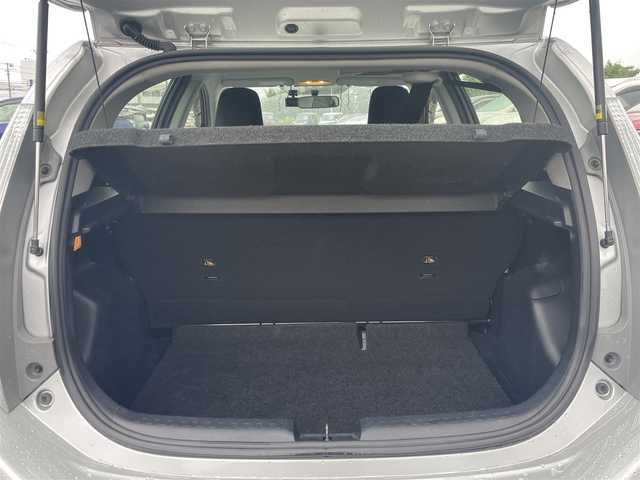 トヨタ アクア L 山形県 2015(平27)年 7.6万km シルバーM 純正カーオーディオ (CP-W64)/　　CD USB AUX AM/FM/ドライブレコーダー/アイドリングストップ/横滑り防止装置/電動格納ウィンカーミラー/純正フロアマット/ドアバイザ―/AAC/リモコンキー/ETC