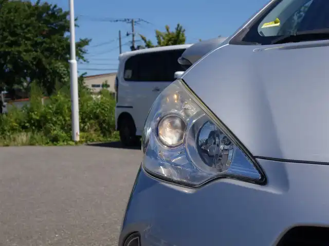 トヨタ アクア L 山形県 2015(平27)年 7.6万km シルバーM 純正カーオーディオ (CP-W64)/　　【CD USB AUX AM/FM】/ドライブレコーダー/アイドリングストップ/横滑り防止装置/電動格納ウィンカーミラー/純正フロアマット/ドアバイザ―/AAC/リモコンキー/ETC