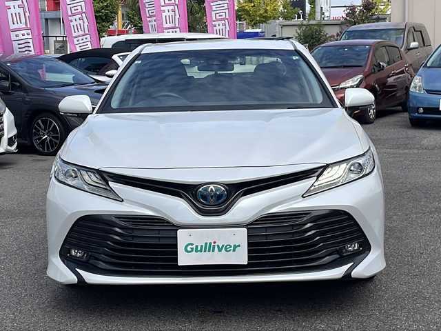 トヨタ カムリ X 愛知県 2017(平29)年 6.5万km プラチナホワイトパールマイカ /純正ナビ//フルセグTV・Bluetooth・CD・DVD//プッシュスタート//ビルトインETC//電格ミラー//プリクラッシュセーフティ//純正ドアバイザー//純正フロアマット//車両接近通報装置//ドライブレコーダー//LEDヘッドライト//オートライト・オートハイビーム