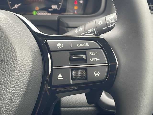 ホンダ ステップワゴン eHEV エアー EX 三重県 2025(令7)年 0.1千km クリスタルブラックパール 登録済未使用車/純正11.4型ナビ /バックカメラ /BSM /両側パワースライドドア/パワーバックドア /前席シートヒーター /USB・タイプC給電/前後コーナーセンサー /レーダークルーズコントロール /レーンキープアシスト/衝突軽減ブレーキ/革巻きステアリング/ステアリングスイッチ/LEDヘッドライト/オートハイビーム/オートライト/オットマン /スペアキー /ウォークスルー/LEDヘッドライト/電動格納ミラー/禁煙車