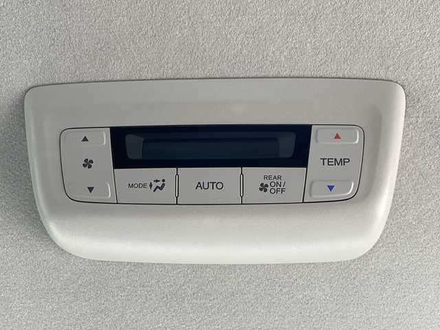 ホンダ ステップワゴン eHEV エアー EX 三重県 2025(令7)年 0.1千km クリスタルブラックパール 登録済未使用車/純正11.4型ナビ /バックカメラ /BSM /両側パワースライドドア/パワーバックドア /前席シートヒーター /USB・タイプC給電/前後コーナーセンサー /レーダークルーズコントロール /レーンキープアシスト/衝突軽減ブレーキ/革巻きステアリング/ステアリングスイッチ/LEDヘッドライト/オートハイビーム/オートライト/オットマン /スペアキー /ウォークスルー/LEDヘッドライト/電動格納ミラー/禁煙車