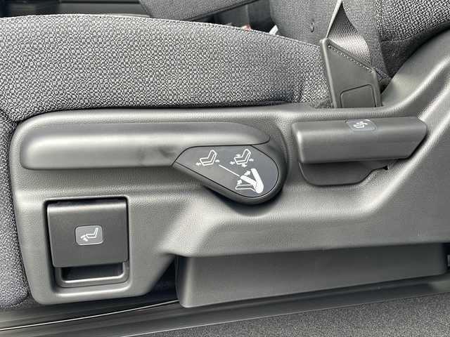 ホンダ ステップワゴン eHEV エアー EX 三重県 2025(令7)年 0.1千km クリスタルブラックパール 登録済未使用車/純正11.4型ナビ /バックカメラ /BSM /両側パワースライドドア/パワーバックドア /前席シートヒーター /USB・タイプC給電/前後コーナーセンサー /レーダークルーズコントロール /レーンキープアシスト/衝突軽減ブレーキ/革巻きステアリング/ステアリングスイッチ/LEDヘッドライト/オートハイビーム/オートライト/オットマン /スペアキー /ウォークスルー/LEDヘッドライト/電動格納ミラー/禁煙車