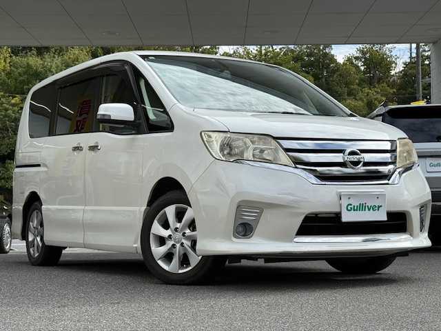 日産 セレナ ハイウェイスター 大阪府 2011(平23)年 3.9万km ブリリアントホワイトパール /禁煙車//ワンオーナー//ディーラー純正HDDナビ/HS310-W//Bluetooth/CD/DVD/AUX//ワンセグテレビ//バックカメラ//クルコン//両側パワースライドドア//純正フロアマット//純正16インチアルミホイール//サンシェード//ドアバイザー//ETC