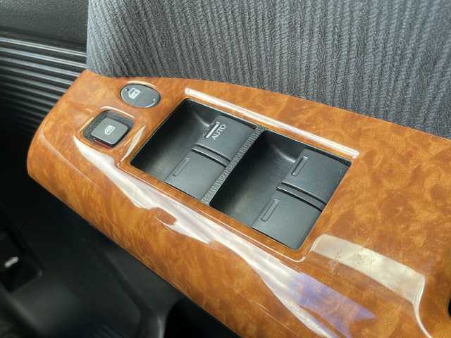 ホンダ フリード ハイブリット ジャストセレクション 山口県 2012(平24)年 9.9万km プレミアムホワイトパール 純正ナビ/DVD/CD/MSV/ワンセグTV/バックカメラ/両側パワースライドドア/純正HIDヘッドライト/純正フォグランプ/オートライト/ハーフレザーシート/革巻きステアリング/ステアリングスイッチ/クルーズコントロール/ウッド調パネル/横滑り防止/スマートキー×２/ビルトインETC/純正フロアマット/純正ドアバイザー/電動格納ウインカードアミラー