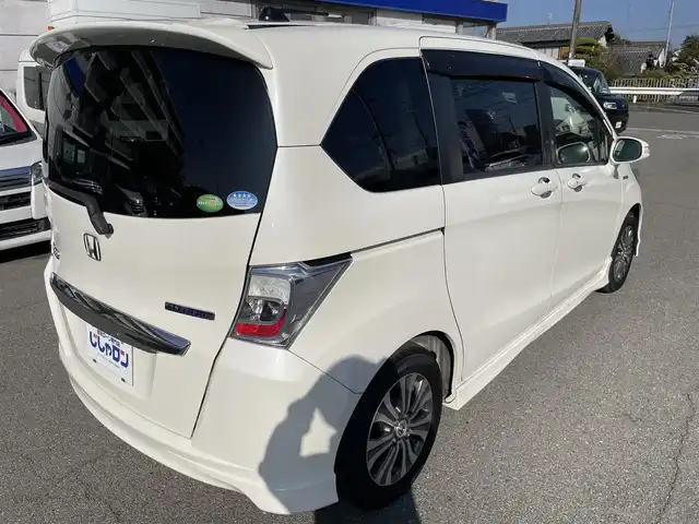 ホンダ フリード ハイブリット ジャストセレクション 兵庫県 2012(平24)年 9.9万km プレミアムホワイトパール 【(株)IDOMが運営する【じしゃロン姫路店】の自社ローン対象車両になります。こちらは現金ご利用時の価格です。自社ローンご希望の方は別途その旨お申付け下さい。】/純正ナビ/DVD/CD/MSV/ワンセグTV/バックカメラ/両側パワースライドドア/純正HIDヘッドライト/純正フォグランプ/オートライト/ハーフレザーシート/革巻きステアリング/ステアリングスイッチ/クルーズコントロール/ウッド調パネル/横滑り防止/スマートキー×２/ビルトインETC/純正フロアマット/純正ドアバイザー/電動格納ウインカードアミラー