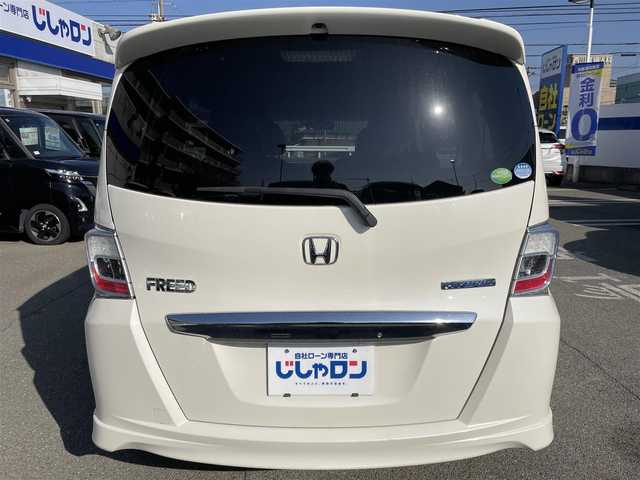 ホンダ フリード ハイブリット ジャストセレクション 兵庫県 2012(平24)年 9.9万km プレミアムホワイトパール 【(株)IDOMが運営する【じしゃロン姫路店】の自社ローン対象車両になります。こちらは現金ご利用時の価格です。自社ローンご希望の方は別途その旨お申付け下さい。】/純正ナビ/DVD/CD/MSV/ワンセグTV/バックカメラ/両側パワースライドドア/純正HIDヘッドライト/純正フォグランプ/オートライト/ハーフレザーシート/革巻きステアリング/ステアリングスイッチ/クルーズコントロール/ウッド調パネル/横滑り防止/スマートキー×２/ビルトインETC/純正フロアマット/純正ドアバイザー/電動格納ウインカードアミラー
